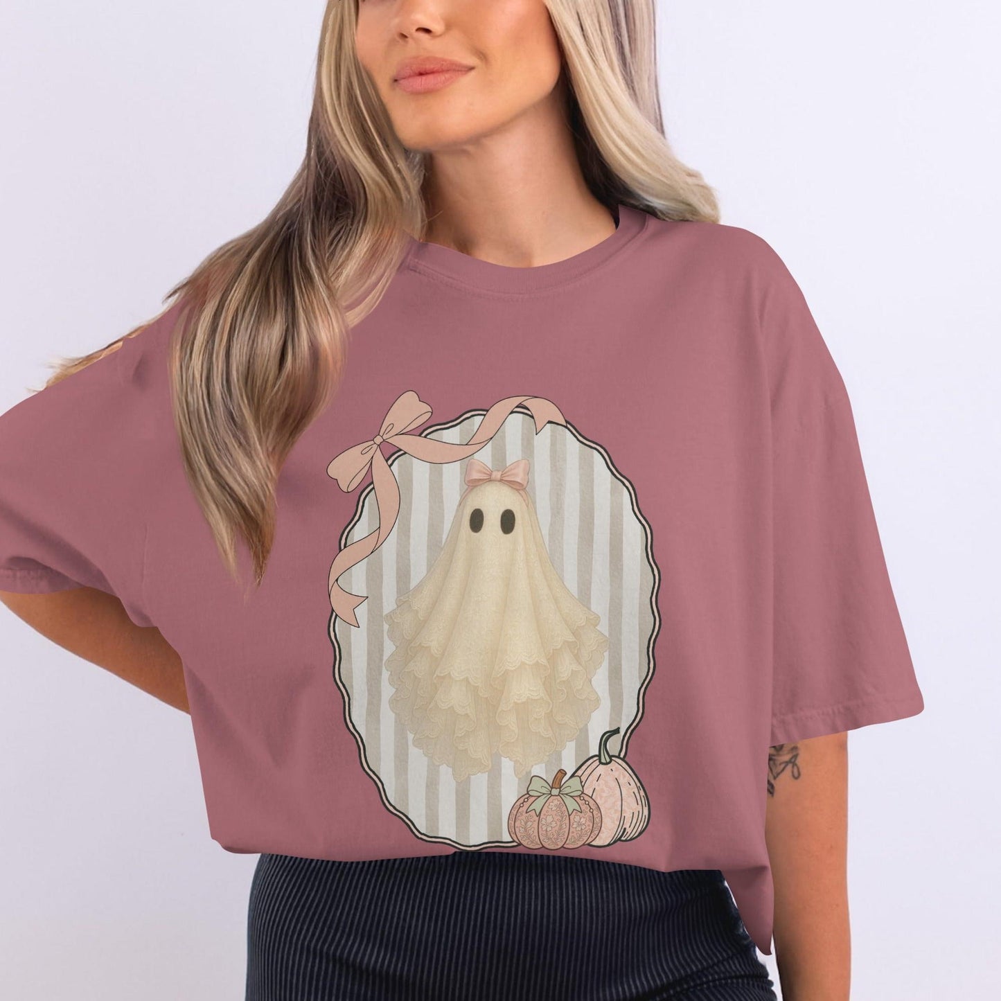 Ghost Print with Frame and Pumpkin Graphic T-Shirt product type