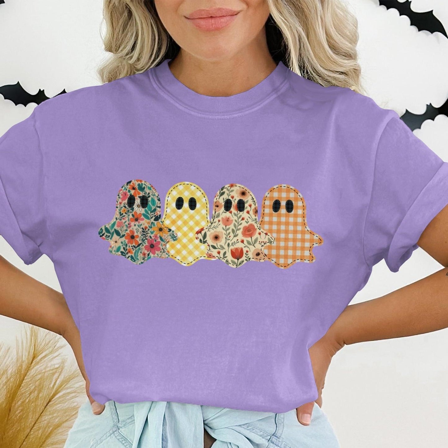 Floral Patterned Cute Ghost Graphics T-Shirt product type