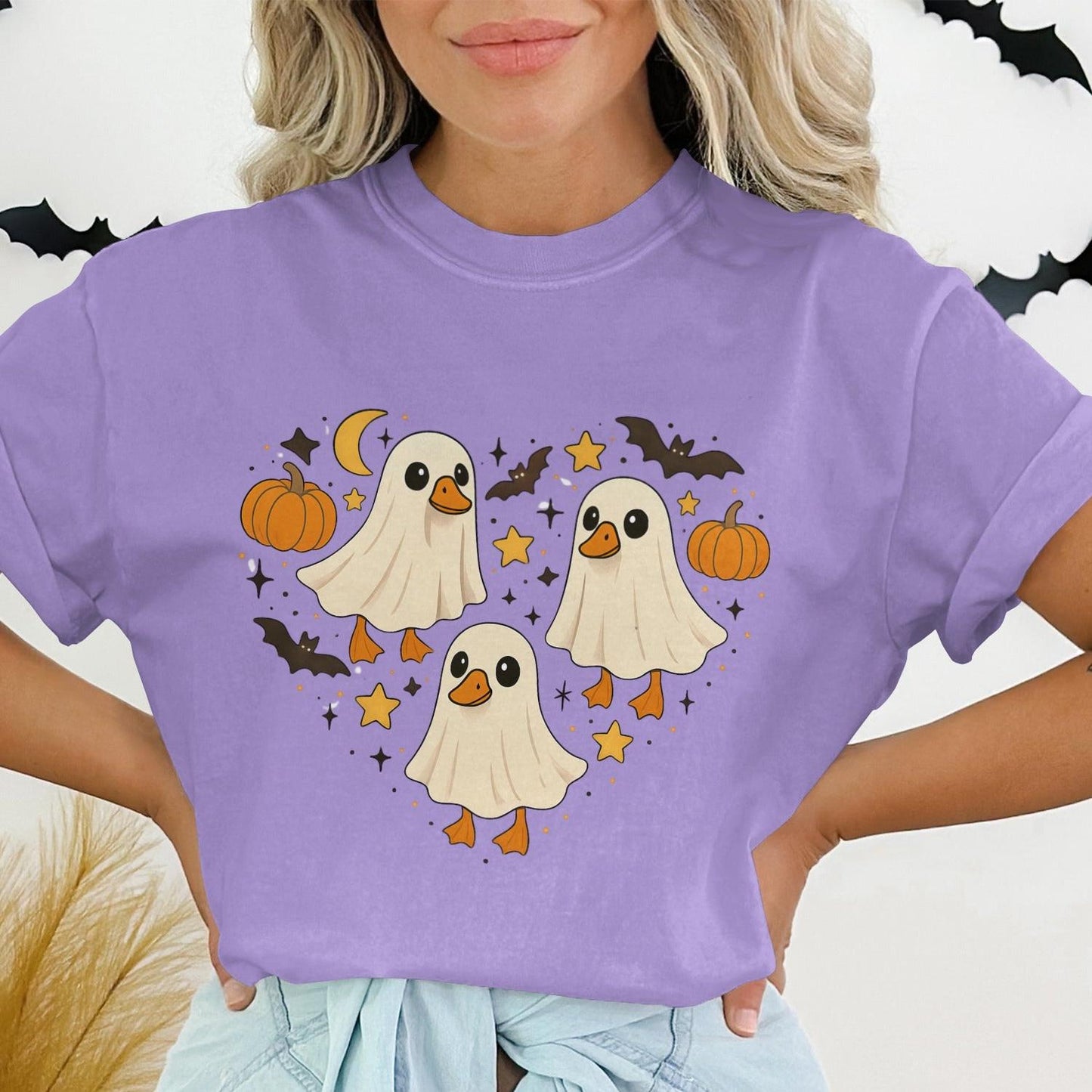 Cute Halloween Cartoon Ghosts Printed T-Shirt product type
