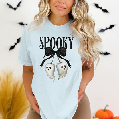 Spooky Ghosts with Bow Halloween Themed T-Shirt