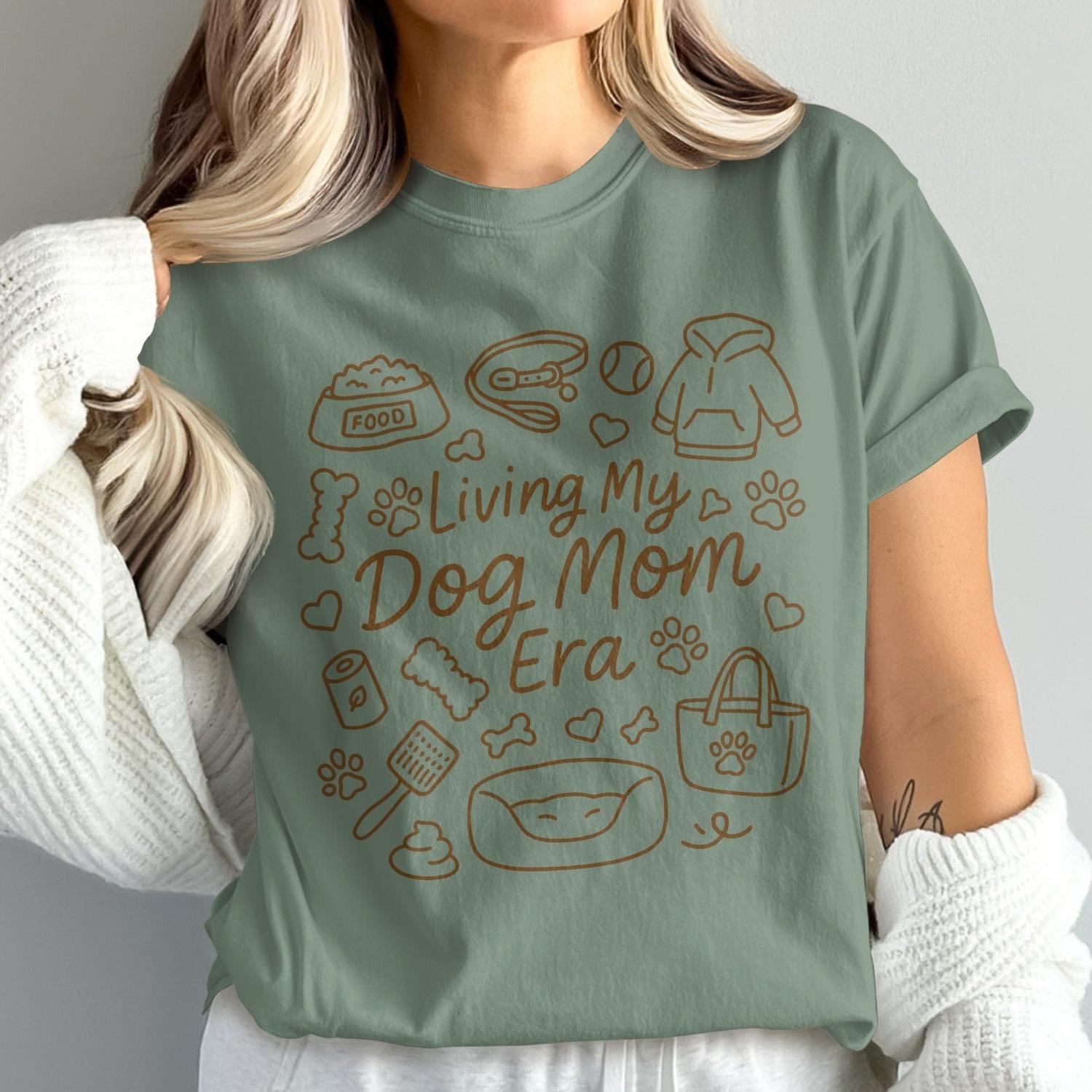 Living My Dog Mom Era Graphic Tee product