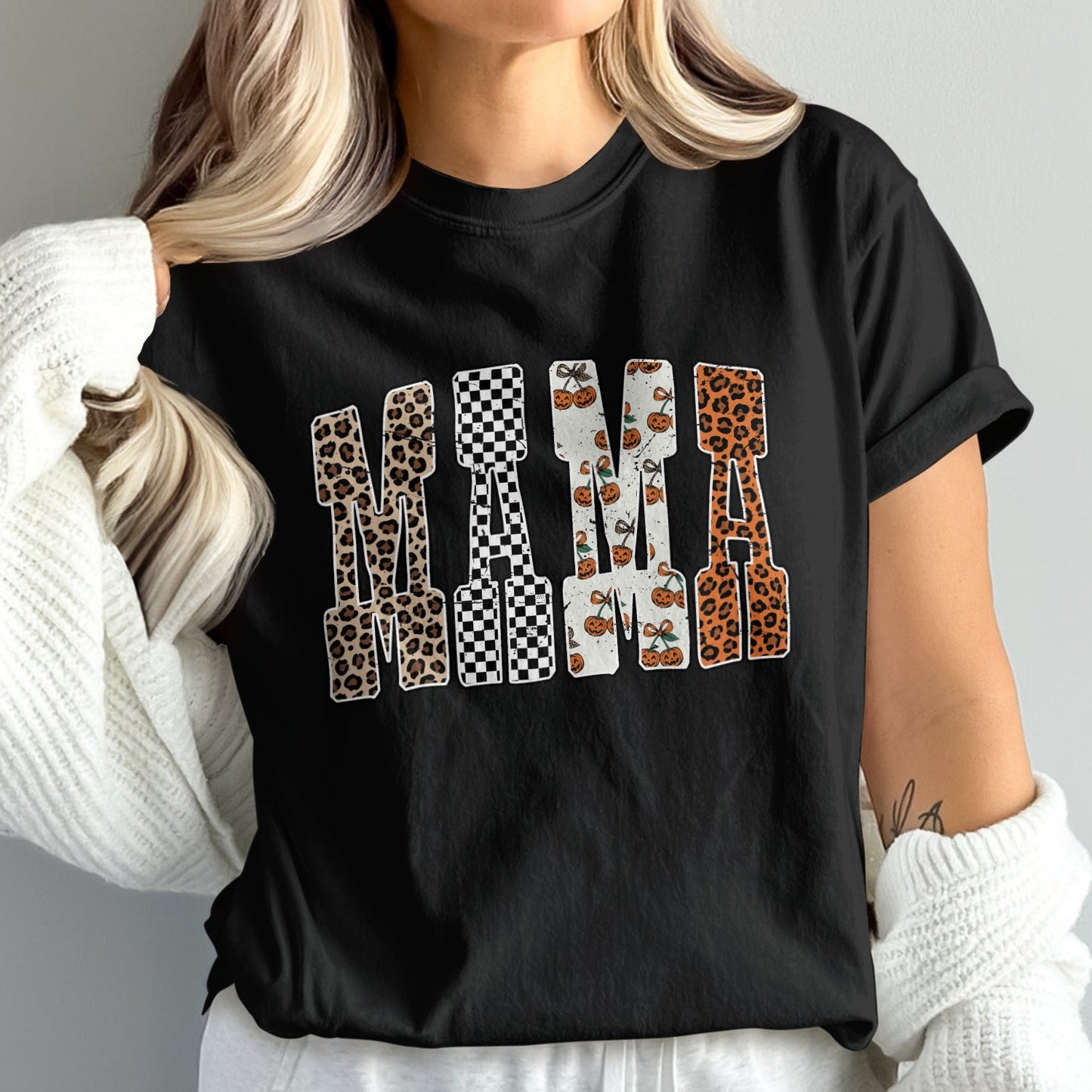 Trendy Black MAMA Graphic T-Shirt product type