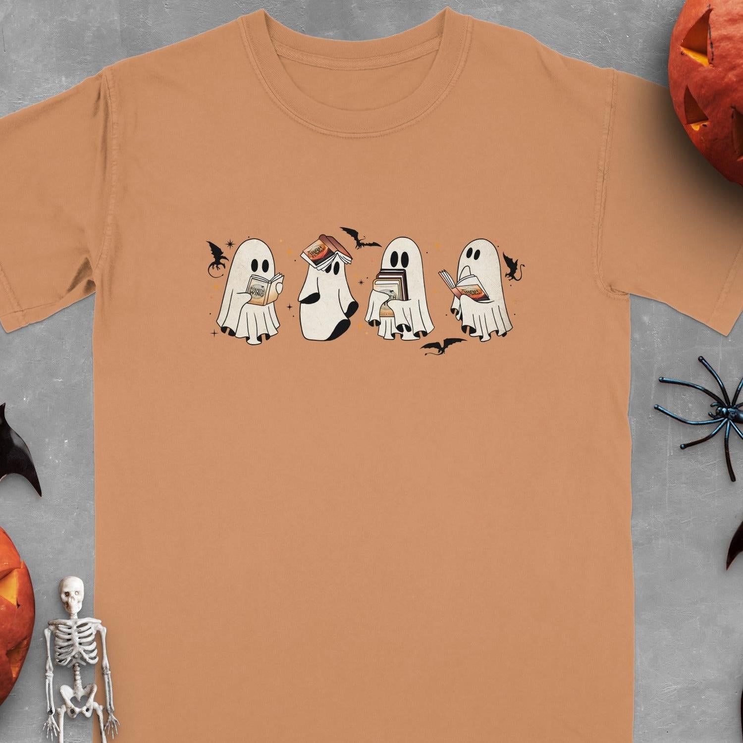 Cute Halloween Ghosts Reading Books T-Shirt product